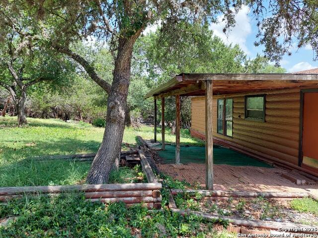 206 Sir Winston Dr Property Photo 7