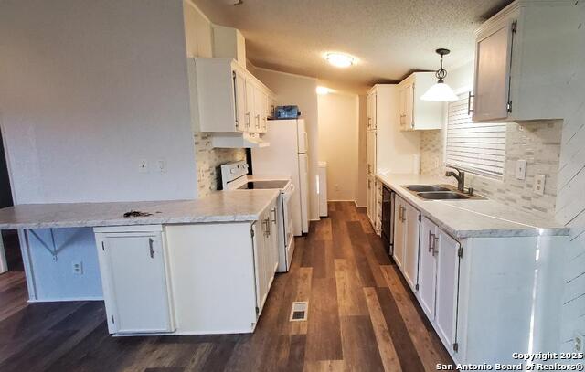 206 Sir Winston Dr Property Photo 11