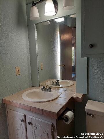 206 Sir Winston Dr Property Photo 20