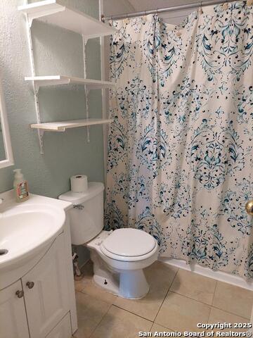 206 Sir Winston Dr Property Photo 23