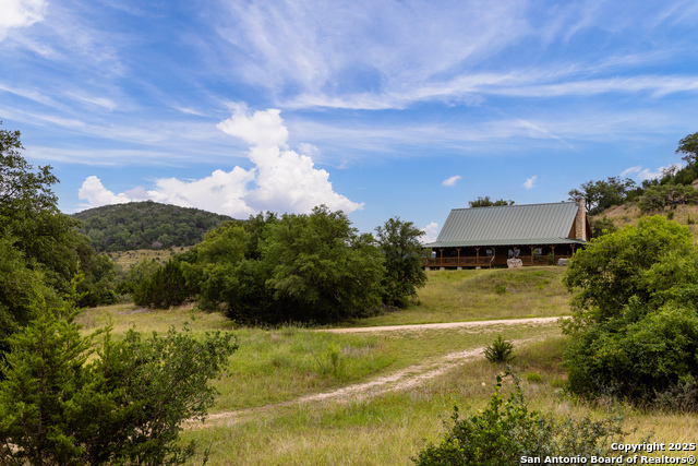 1616 Mickle Creek Property Photo 5