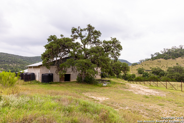 1616 Mickle Creek Property Photo 8