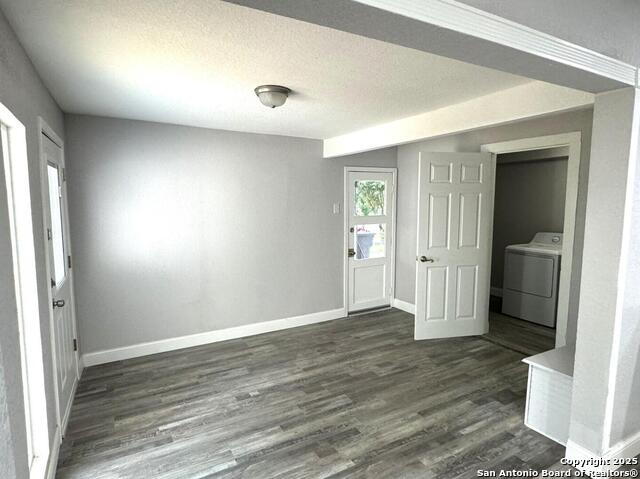 3606 Versailles Property Photo 12