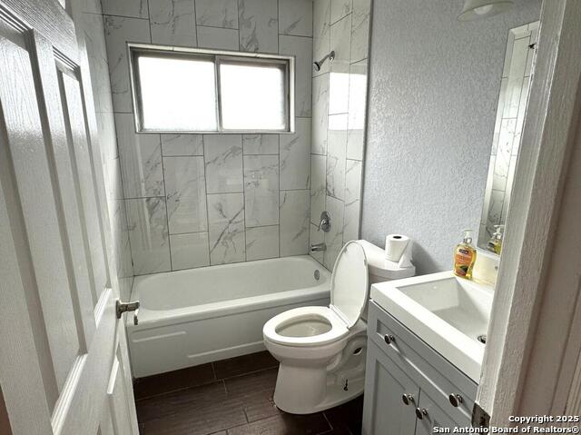 3606 Versailles Property Photo 19