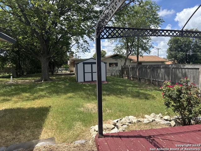 3606 Versailles Property Photo 23
