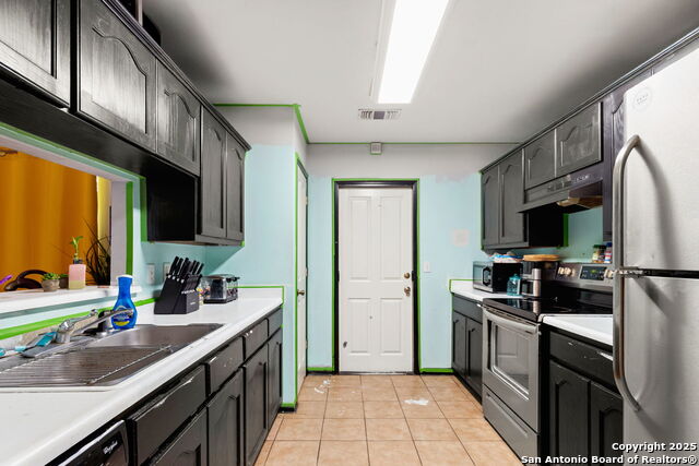 2144 Cornerstone Property Photo 6