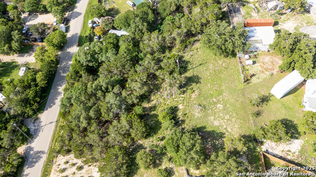 235 Sir Arthur Property Photo 4