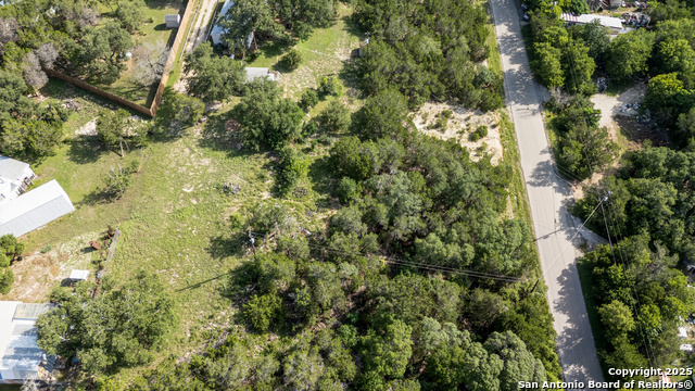 235 Sir Arthur Property Photo 7
