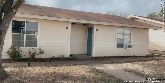 657 4th Property Photo 1