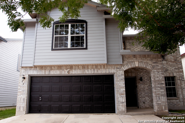 46 Viking Oak Property Photo 1