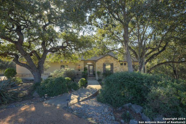 129 Iron Horse Property Photo 1