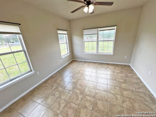 168 Great Oaks Blvd Property Photo 21