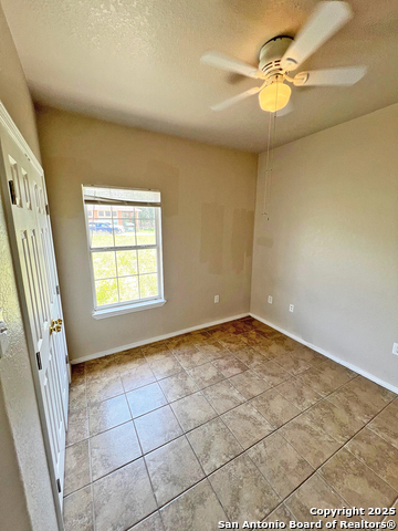 168 Great Oaks Blvd Property Photo 32