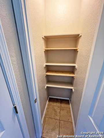 168 Great Oaks Blvd Property Photo 35
