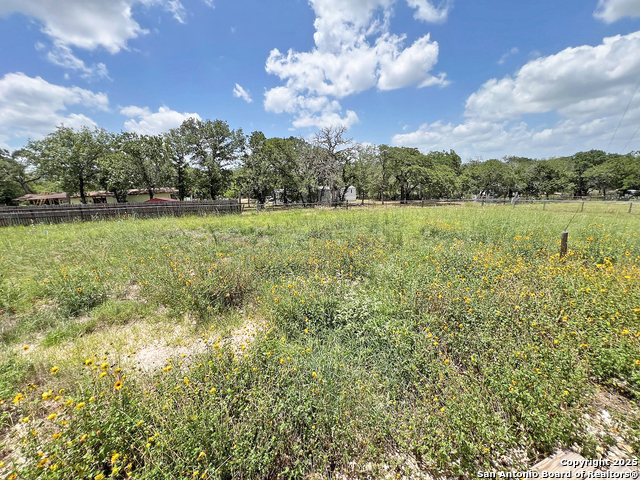 168 Great Oaks Blvd Property Photo 38