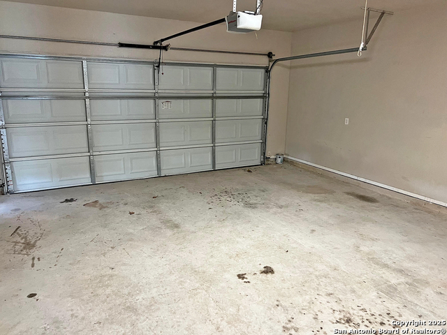 168 Great Oaks Blvd Property Photo 44