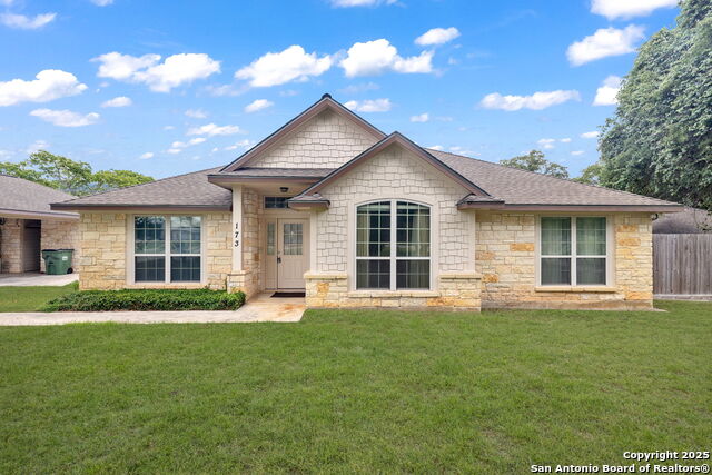 173 Great Oaks Property Photo 1