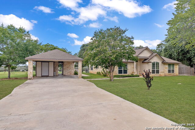 173 Great Oaks Property Photo 2