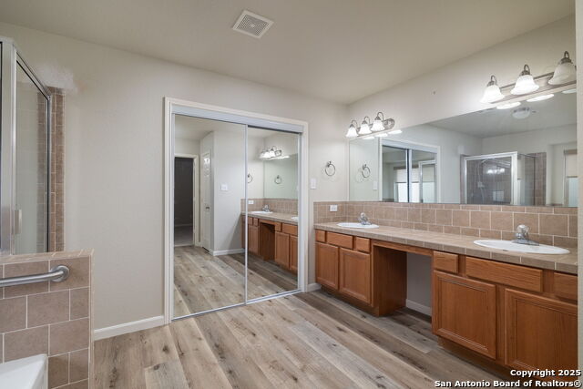 173 Great Oaks Property Photo 9