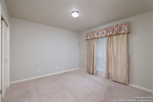 173 Great Oaks Property Photo 13