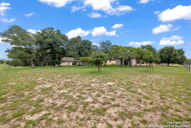 173 Great Oaks Property Photo 20