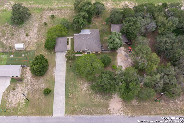 173 Great Oaks Property Photo 23