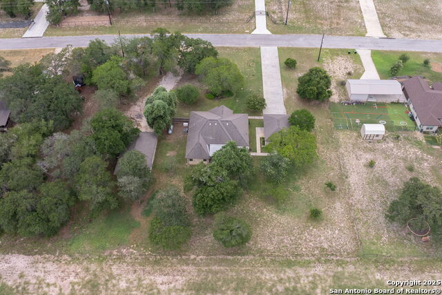 173 Great Oaks Property Photo 25