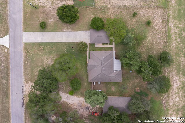 173 Great Oaks Property Photo 29
