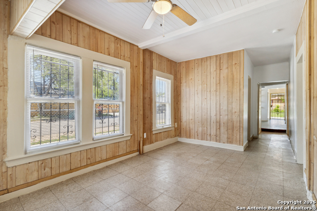 2121 San Fernando Property Photo 12