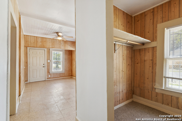 2121 San Fernando Property Photo 13