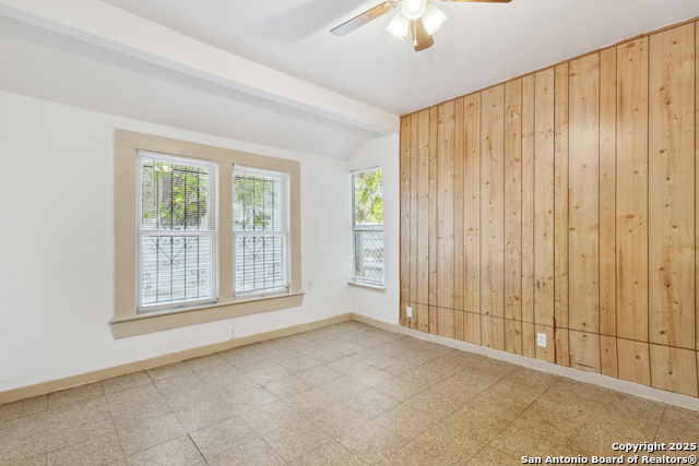 2121 San Fernando Property Photo 17