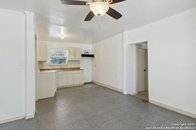 2121 San Fernando Property Photo 30