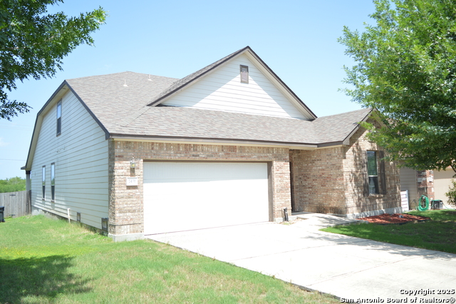 7431 Magnolia Blf Property Photo 1