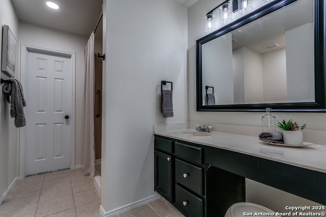 5938 Larkmeadow Dr Property Photo 13