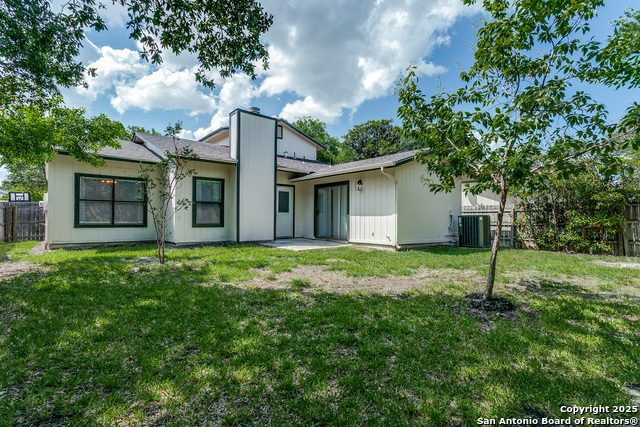 5938 Larkmeadow Dr Property Photo 23