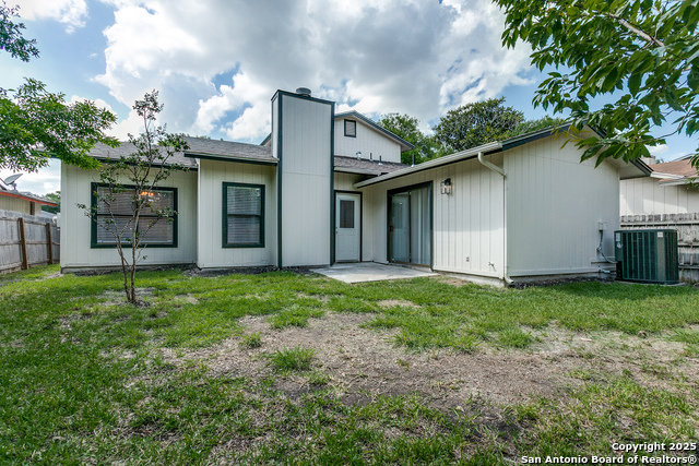 5938 Larkmeadow Dr Property Photo 24