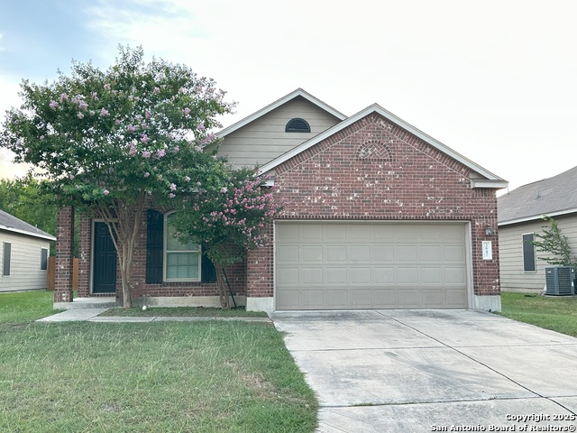 3847 AMBER CHASE Property Photo 1