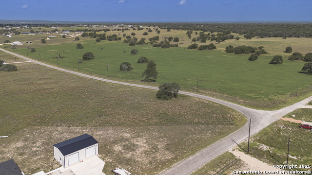 788 Lake Valley Property Photo 5