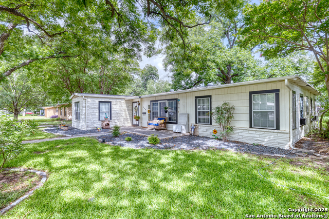 840 Cherry Property Photo 1