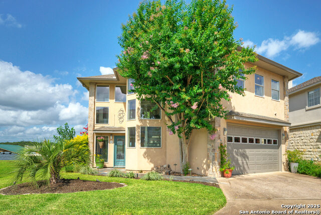 204 N Waterway Dr Property Photo 4