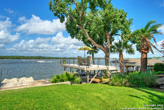 204 N Waterway Dr Property Photo 5