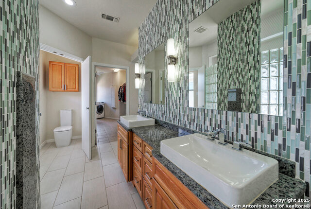 204 N Waterway Dr Property Photo 30