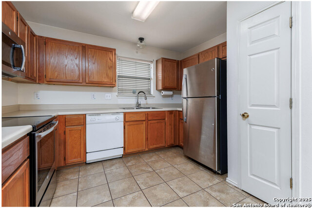 18 Rainy Property Photo 7