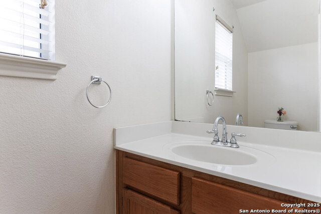 18 Rainy Property Photo 8