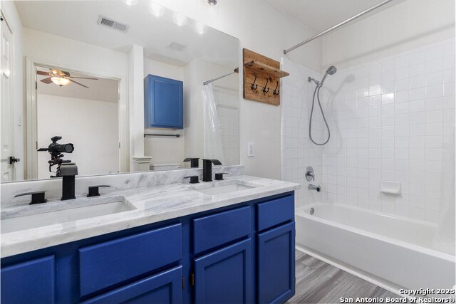 18 Rainy Property Photo 16