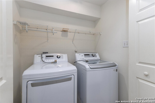 18 Rainy Property Photo 17