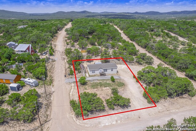 385 Ridge Trail Property Photo 2