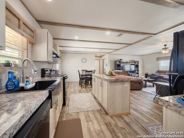385 Ridge Trail Property Photo 12