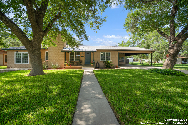 908 29th Property Photo 1