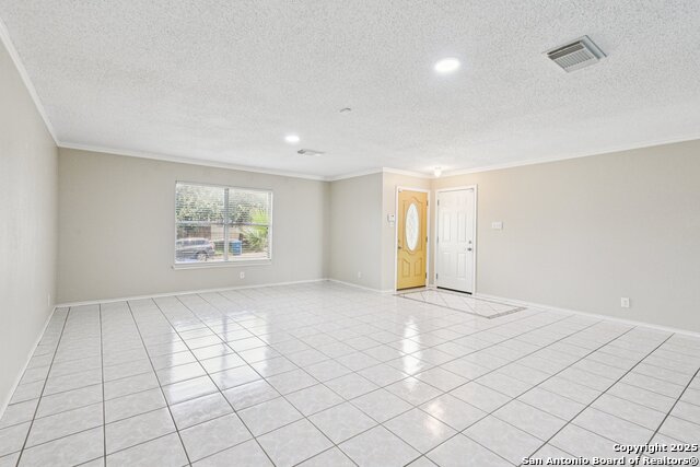 7023 Raintree Property Photo 4